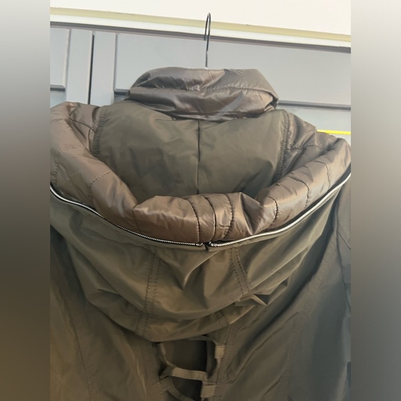 Laundry by Shelli Segal Double layered puffer/corset back hooded coat - Picture 14 of 16